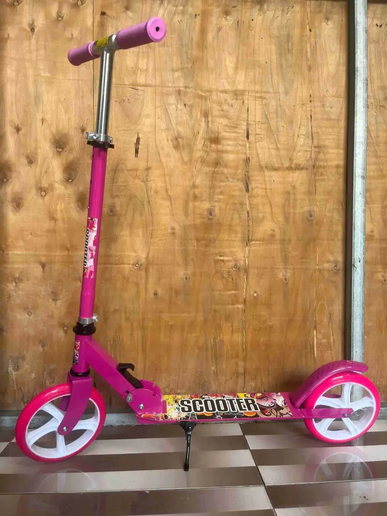 1000 xe scooter 616 (2).webp
